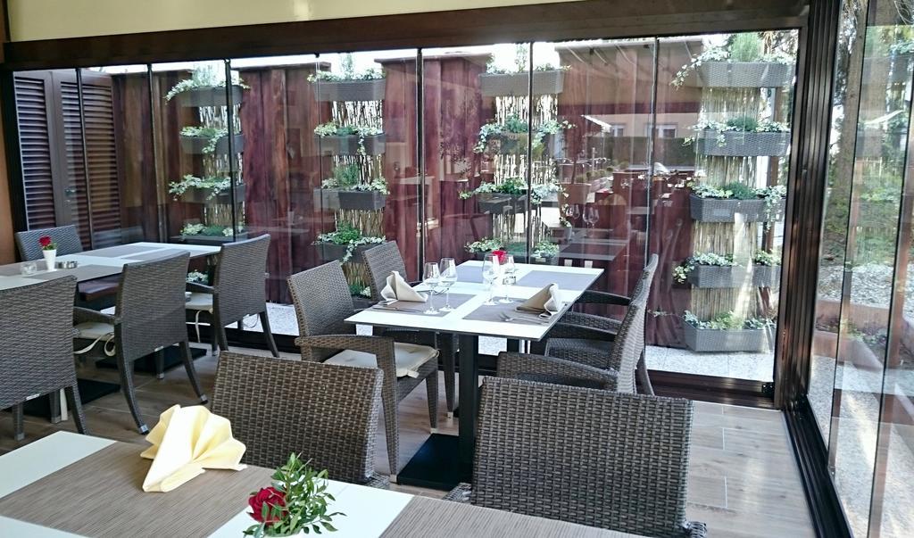 Hotel Gallus Сесвете Екстериор снимка