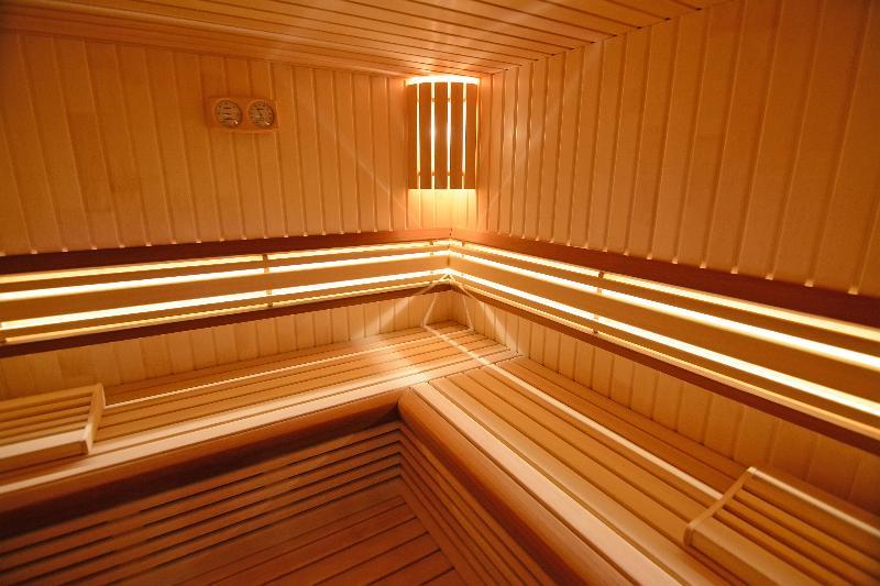 Hotel Gallus Сесвете Екстериор снимка